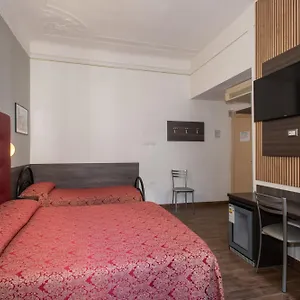2* Hotel Piola