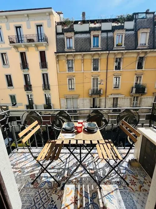 Sempione Appartamento Comfort Con Balcone A Milano 公寓 米兰